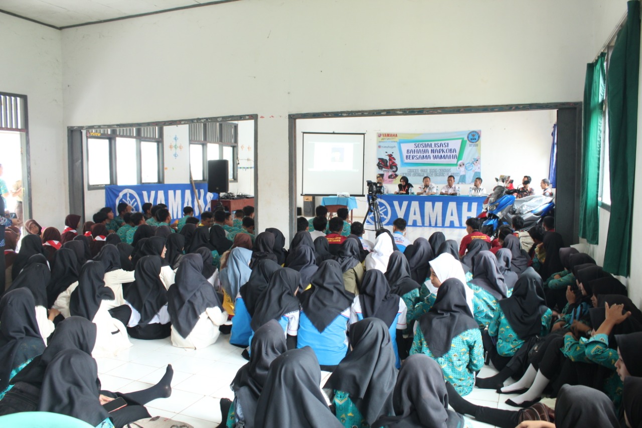 KIE P4GN Dalam kegiatan penyuluhan Sosialisasi Bahaya Narkoaba di SMK N 1 Baradatu Kabupaten Way Kanan Tahun 2020 KIE P4GN Dalam kegiatan penyuluhan Sosialisasi Bahaya Narkoaba di SMK N 1 Baradatu Kabupaten Way Kanan Tahun 2020