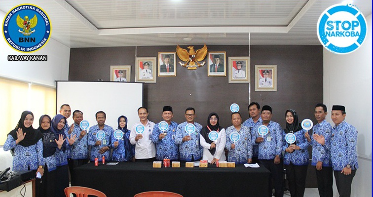 Diseminasi Infformasi P4GN Melalui Penyuluhan Bahaya Narkoba Kepada Para ASN Pegawai Kepala Puskesmas Dilingkungan Instansi Pemerintah Pada Dinas Kesehatan Kabupaten WayKanan Sebagai Implementasi Inpres Nomor 6 Tahun 2018 Tentang Rencana Aksi Nasional P4GN Tahun 2018-2019 Diseminasi Infformasi P4GN Melalui Penyuluhan Bahaya Narkoba Kepada Para ASN Pegawai Kepala Puskesmas Dilingkungan Instansi Pemerintah Pada Dinas Kesehatan Kabupaten WayKanan Sebagai Implementasi Inpres Nomor 6 Tahun 2018 Tentang Rencana Aksi Nasional P4GN Tahun 2018-2019