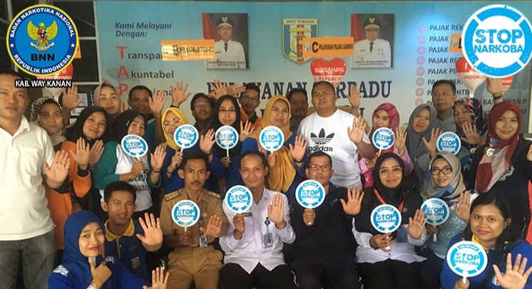 Diseminasi Infformasi P4GN Melalui Penyuluhan Bahaya Narkoba Kepada Para Pegawai ASN Dilingkungan Instansi Pemerintah Pada Badan Pendapatan Daerah (BAPENDA) Kabupaten WayKanan Sebagai Implemantasi Inpres Nomor 6 Tahun 2018 Tentang Rencana Aksi Nasional P4GN Tahun 2018-2019 Diseminasi Infformasi P4GN Melalui Penyuluhan Bahaya Narkoba Kepada Para Pegawai ASN Dilingkungan Instansi Pemerintah Pada Badan Pendapatan Daerah (BAPENDA) Kabupaten WayKanan Sebagai Implemantasi Inpres Nomor 6 Tahun 2018 Tentang Rencana Aksi Nasional P4GN Tahun 2018-2019